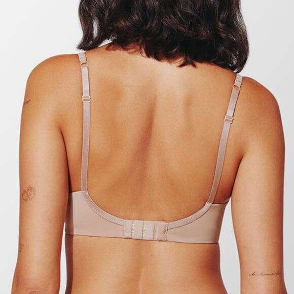 Thirdlove Women's 24/7 Classic Uplift Plunge Bra in Taupe Tan - Picture 2 of 7